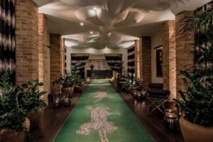 02.Entrance-_-Catwalk-Hotel-Zoo-Berlin