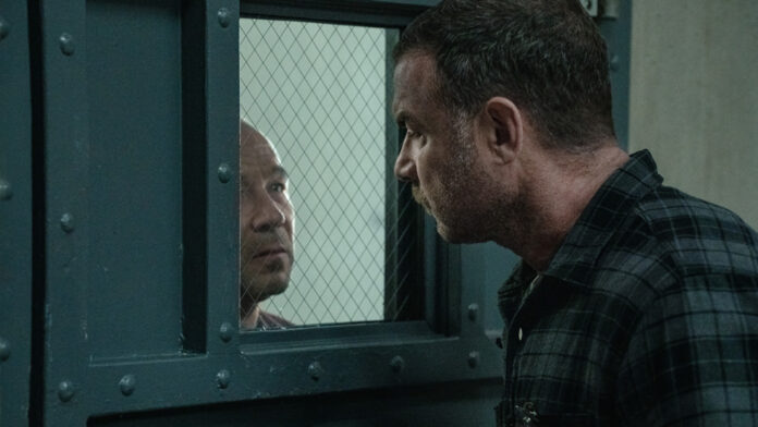 Stephen-Graham-and-Liev-Schreiber-in-Nocturne