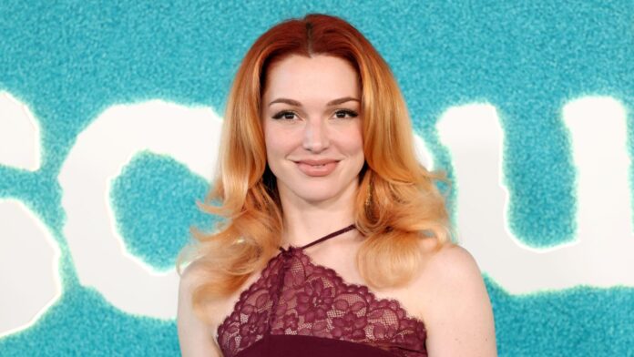Jennifer Stone. MONICA SCHIPPER:GETTY IMAGES